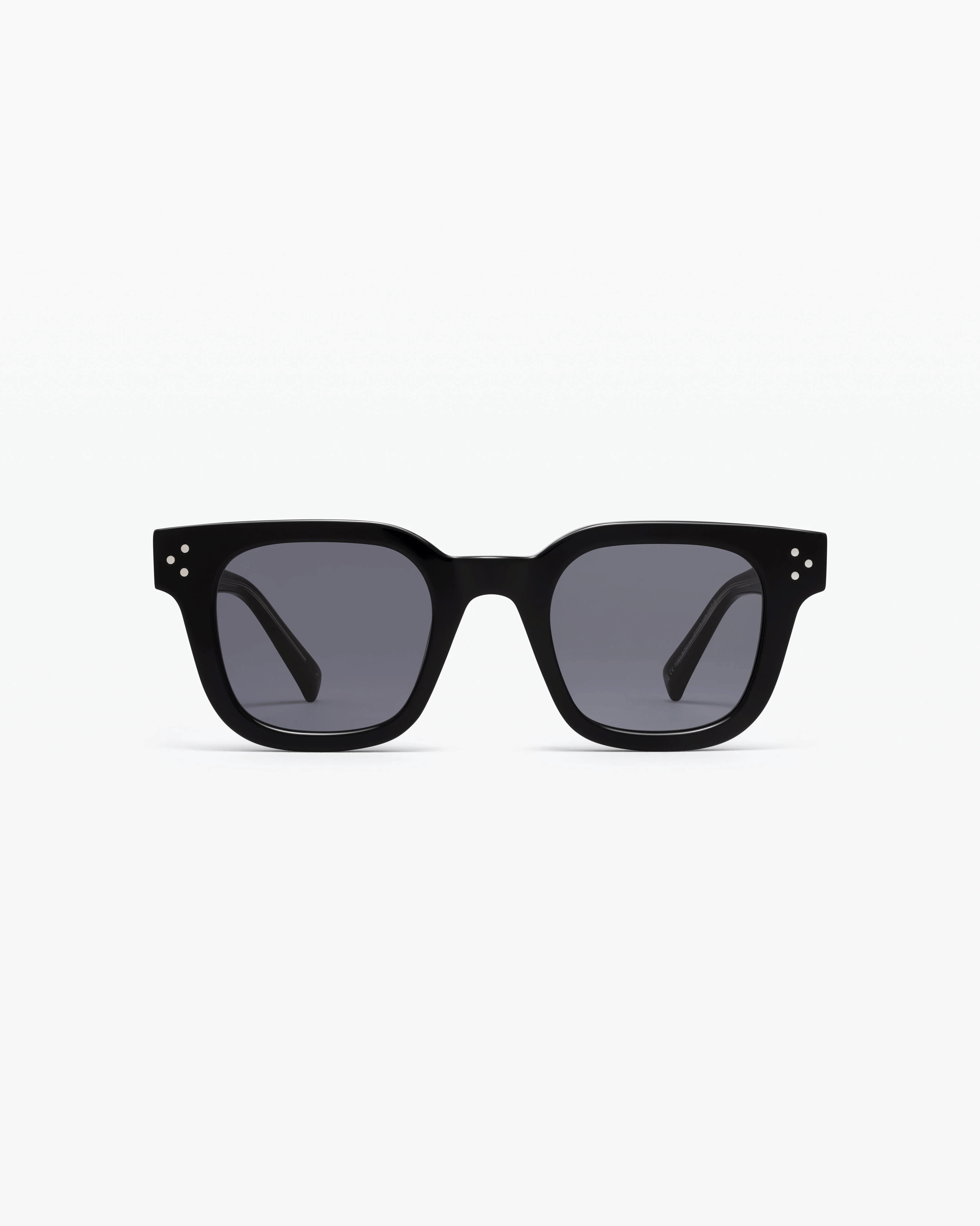 The Cortina Total Black